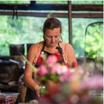 Beth the Free Range Chef preparing food at a Somerset wellness retreat